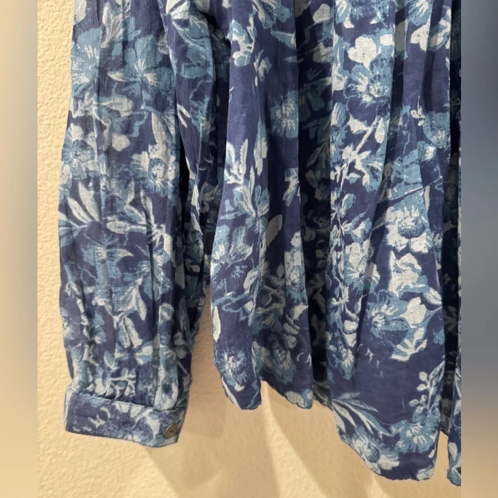 Free People Cool Meadow Blue Floral 100% Cotton Button Front Peasant Blouse XS